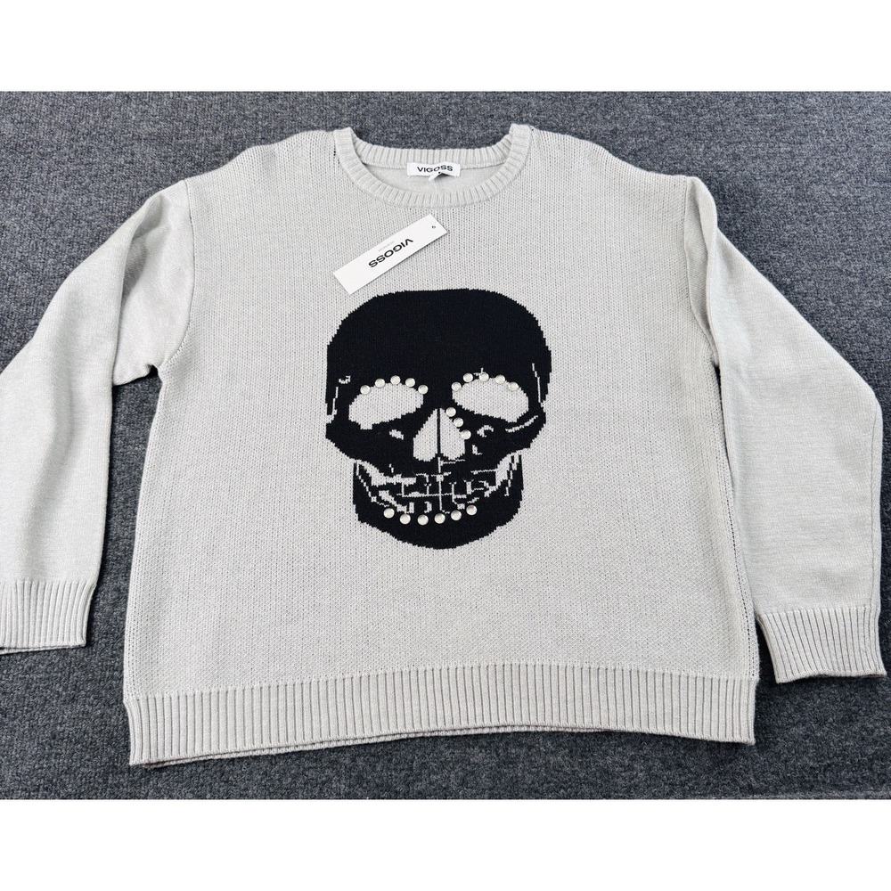 VIGOSS Women's L Gray Sweater With Black Skull And Faux Crystal Accents NWT